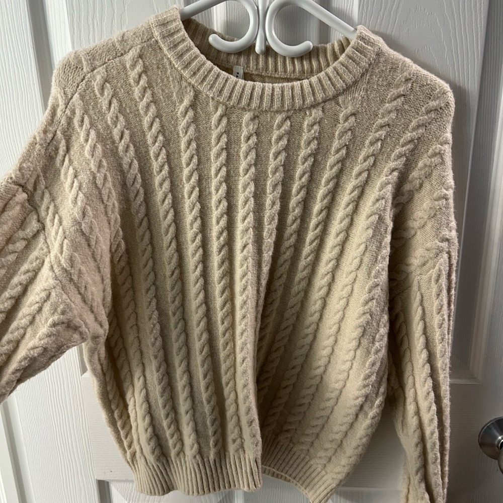 Paper label sweater